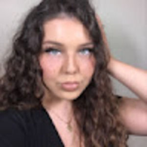 Meet your Posher, Noelia